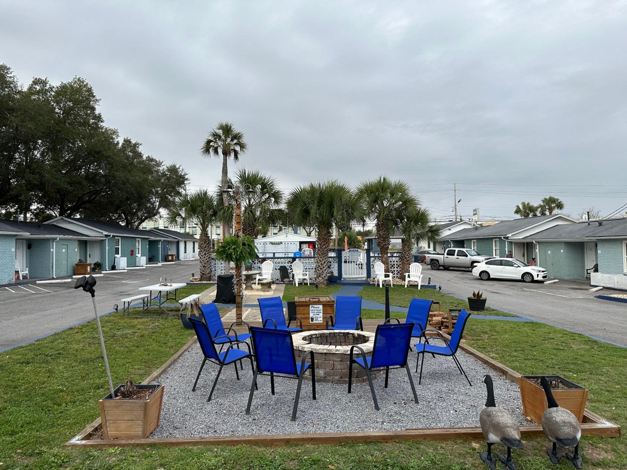Gulf Coast Inn Gulf Breeze Eksteriør billede